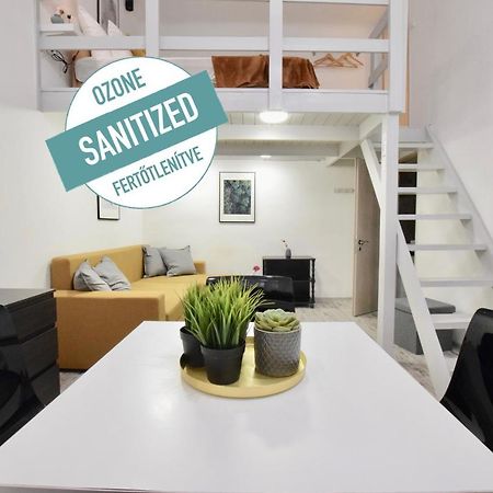 Standard Apartment By Hi5 - Akacfa 59 布达佩斯 外观 照片