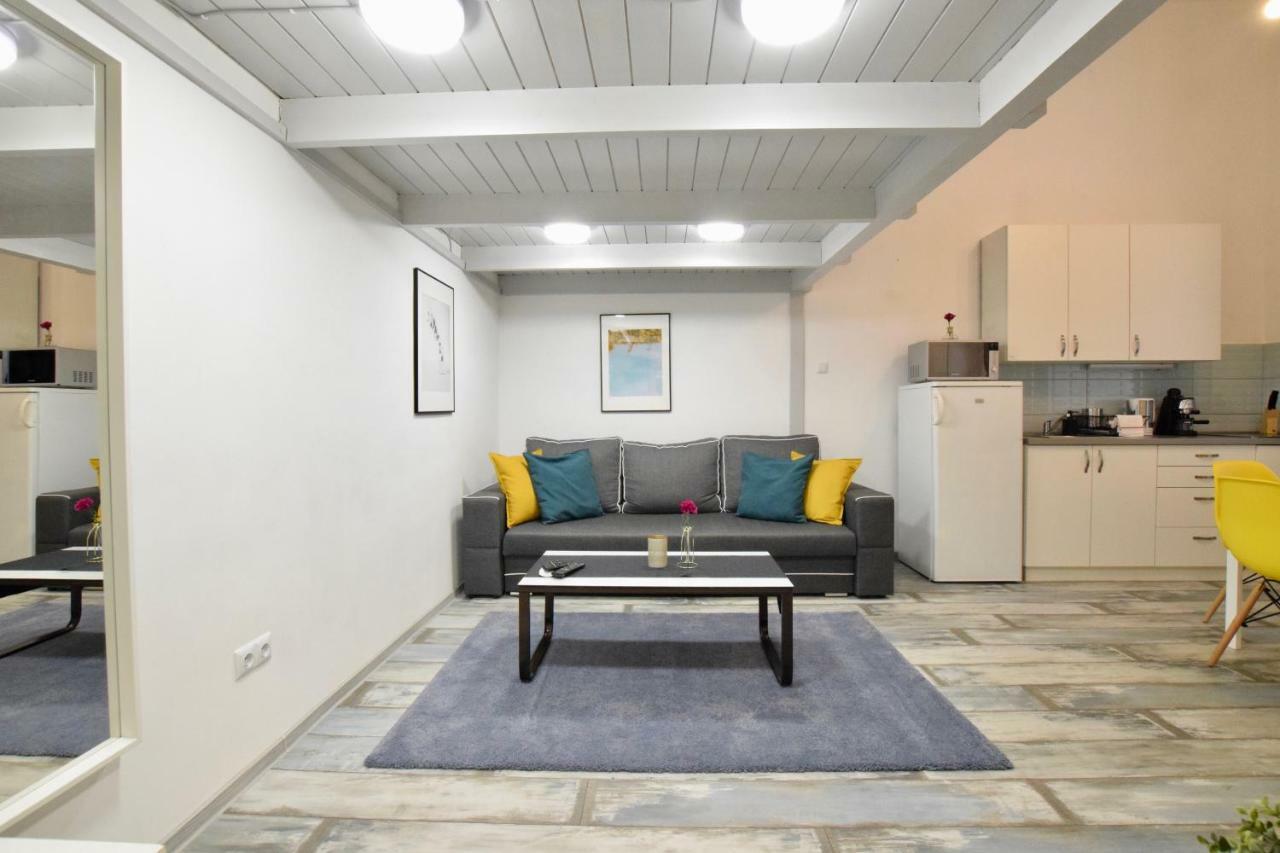 Standard Apartment By Hi5 - Akacfa 59 布达佩斯 外观 照片